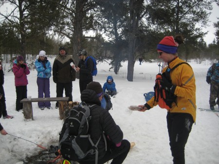 We finished off with smokies and hot chocolate at the warming hut, kind of Swedish.