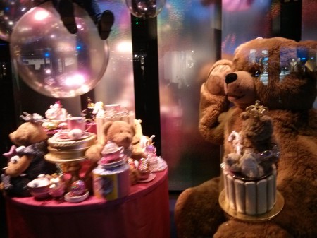 Window displays at a big department store in the Hague